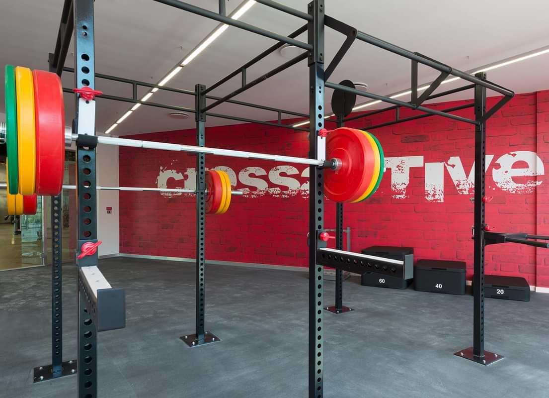 Studio<br>Cross Active