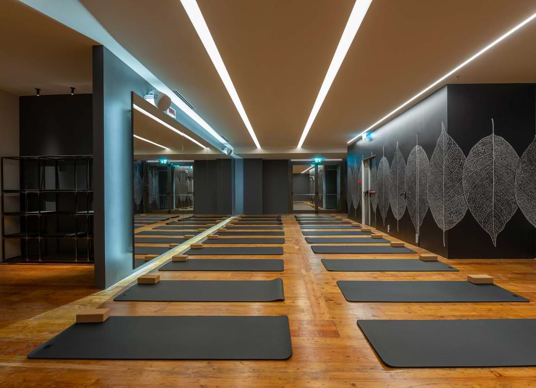 Studio Yoga